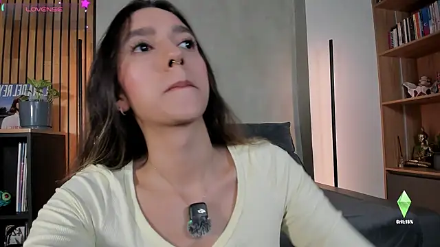 honeyhot69   online show from November 5, 2025, 11:35 am