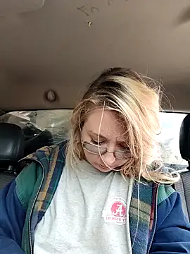 Snapshot of xWhoreAbleX_Pika chatting on March 10, 2025, 5:18 pm xWhoreAbleX Pika online show from March 10, 2025, 5:18 pm