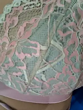 fernandasweet online show from February 14, 2025, 10:04 pm