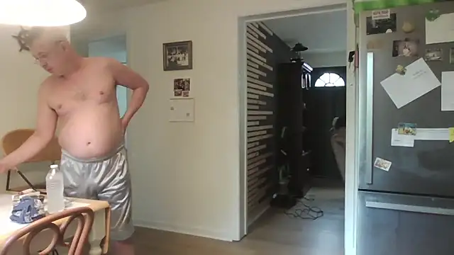 keiferkriss online show from September 30, 2025, 4:57 pm