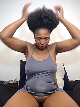 Snapshot of Curvy_sluty chatting on October 9, 2025, 9:54 am Curvy sluty online show from October 9, 2025, 9:54 am