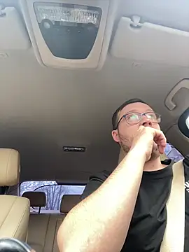 Snapshot of ionut9879 chatting on February 14, 2026, 8:36 am ionut9879 online show from February 14, 2026, 8:36 am