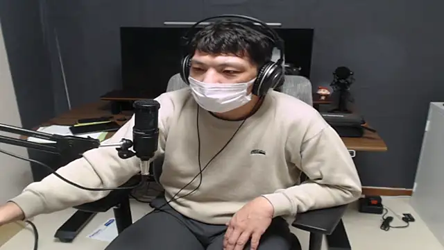 Snapshot of tokimori chatting on February 26, 2025, 6:19 am tokimori online show from February 26, 2025, 6:19 am