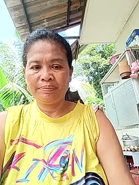 Snapshot of Fon_Bigboobs chatting on September 26, 2025, 5:03 am Fon Bigboobs online show from September 26, 2025, 5:03 am