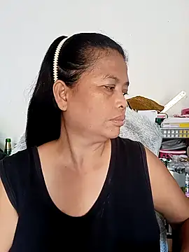 Snapshot of Fon_Bigboobs chatting on October 4, 2025, 2:57 am Fon Bigboobs online show from October 4, 2025, 2:57 am