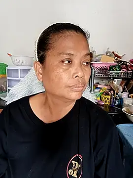 Snapshot of Fon_Bigboobs chatting on October 12, 2025, 6:26 am Fon Bigboobs online show from October 12, 2025, 6:26 am