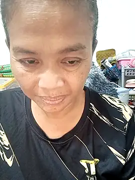 Snapshot of Fon_Bigboobs chatting on October 21, 2025, 11:20 am Fon Bigboobs online show from October 21, 2025, 11:20 am