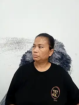 Snapshot of Fon_Bigboobs chatting on November 22, 2025, 12:15 pm Fon Bigboobs online show from November 22, 2025, 12:15 pm