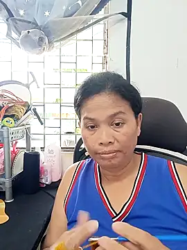 Snapshot of Fon_Bigboobs chatting on September 20, 2025, 6:51 am Fon Bigboobs online show from September 20, 2025, 6:51 am