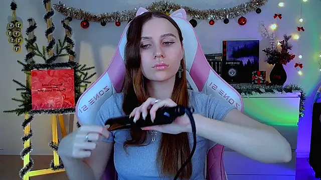 AliceCharmy online show from December 15, 2025, 10:54 am