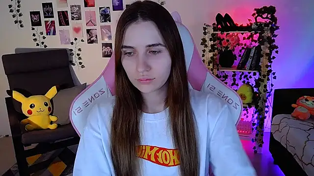 AliceCharmy online show from December 4, 2024, 11:57 am