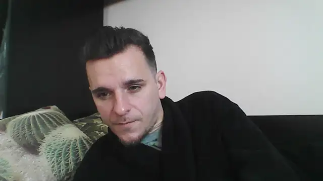 Huge cock22cm online show from January 28, 2025, 8:47 am
