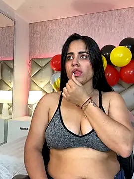 Brenda Garcia online show from September 24, 2025, 8:04 pm