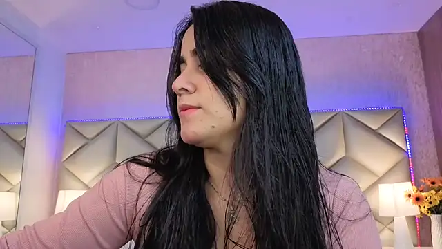 Brenda Garcia online show from September 21, 2025, 12:10 pm