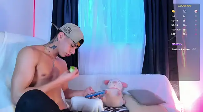 Josep Davies online show from February 28, 2025, 11:25 am