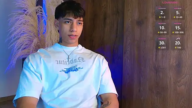 Josep Davies online show from October 5, 2025, 10:11 pm