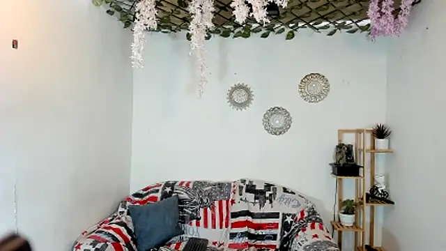 oliverhot2005 online show from November 14, 2025, 1:59 pm