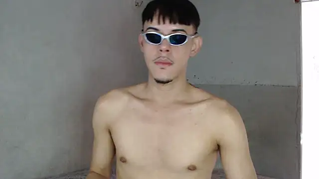 MicaelRian69 online show from October 26, 2025, 4:40 pm