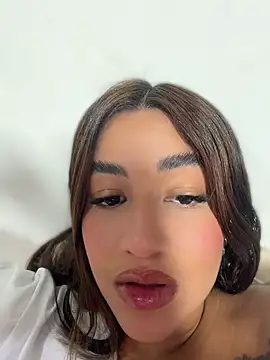 Little Gaby  online show from July 31, 2026, 3:06 am