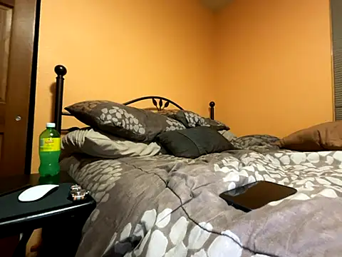 Snapshot of mouser21212 chatting on September 11, 2025, 10:21 pm mouser21212 online show from September 11, 2025, 10:21 pm