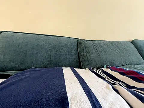 Snapshot of mouser21212 chatting on October 16, 2025, 10:40 pm mouser21212 online show from October 16, 2025, 10:40 pm