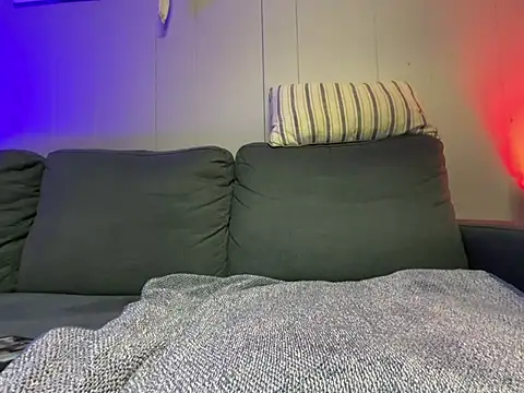 Snapshot of mouser21212 chatting on March 6, 2025, 1:48 am mouser21212 online show from March 6, 2025, 1:48 am