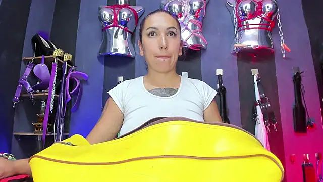 LucyStrike  online show from September 20, 2025, 10:26 pm