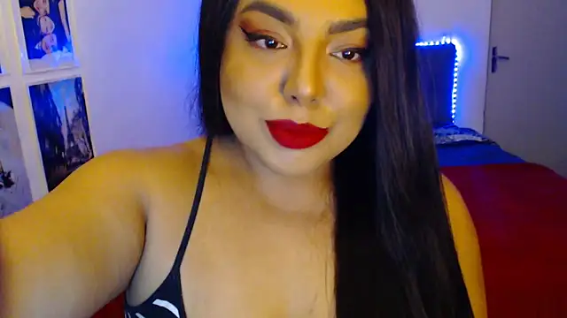 Snapshot of Internacionalist7 chatting on December 27, 2024, 11:42 pm Internacionalist7 online show from December 27, 2024, 11:42 pm