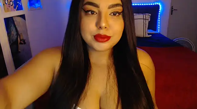 Snapshot of Internacionalist7 chatting on February 24, 2025, 10:58 pm Internacionalist7 online show from February 24, 2025, 10:58 pm