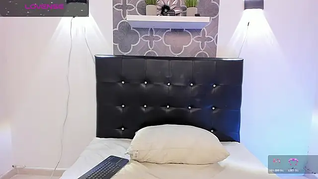 katybabyg online show from January 10, 2026, 12:44 pm