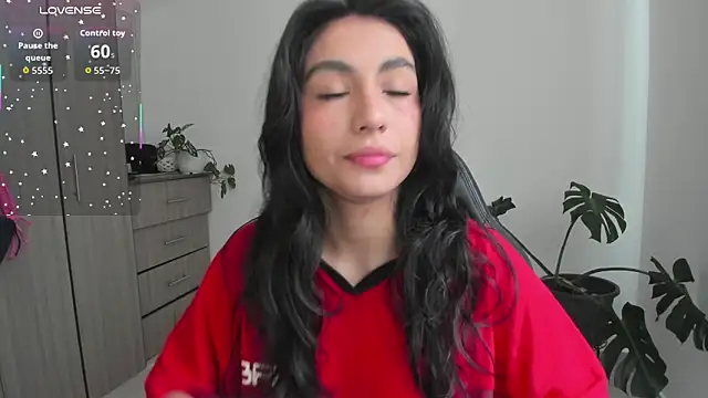 Dahian-peach online show from December 19, 2025, 5:15 pm