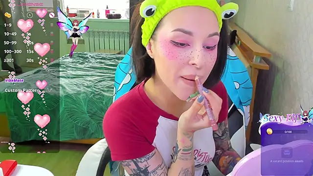 folinskayyya online show from April 10, 2026, 5:25 am