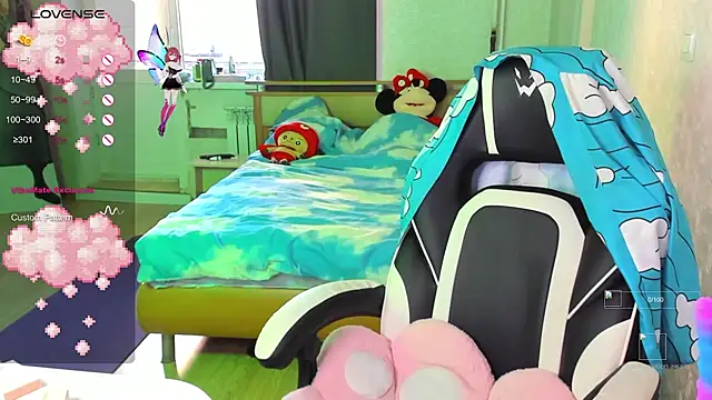 folinskayyya online show from September 16, 2025, 4:57 am