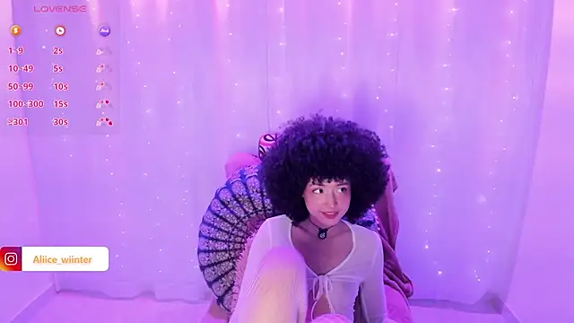 Snapshot of Alice_winter_ chatting on February 26, 2025, 9:09 pm Alice winter online show from February 26, 2025, 9:09 pm