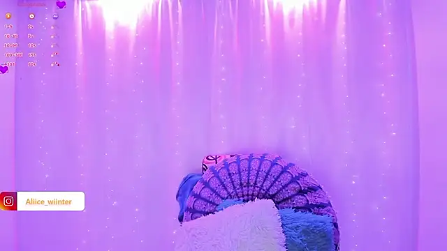 Snapshot of Alice_winter_ chatting on December 5, 2024, 8:38 pm Alice winter online show from December 5, 2024, 8:38 pm