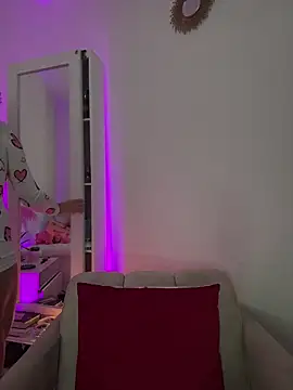 Ashleyjenner  online show from January 13, 2026, 1:20 am