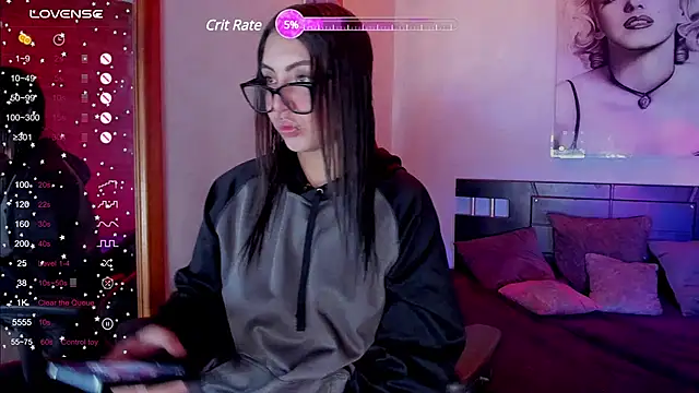 Snapshot of KetziaDoll chatting on December 9, 2024, 4:58 pm KetziaDoll online show from December 9, 2024, 4:58 pm