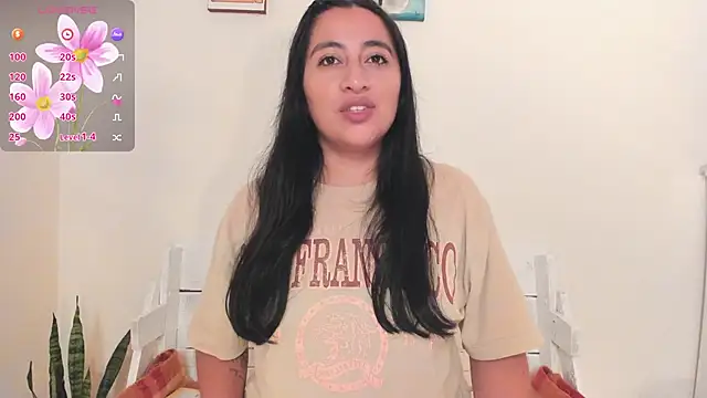 LisaHadwin online show from October 10, 2025, 10:43 pm