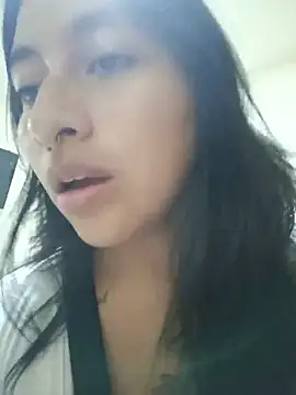 LisaHadwin online show from June 7, 2026, 10:15 pm