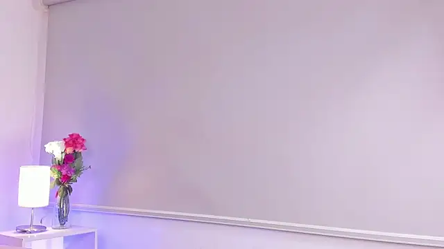 Snapshot of isa_molly chatting on October 23, 2025, 1:15 am isa molly online show from October 23, 2025, 1:15 am