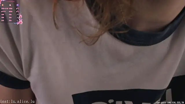 alicelu  online show from March 29, 2026, 6:37 am