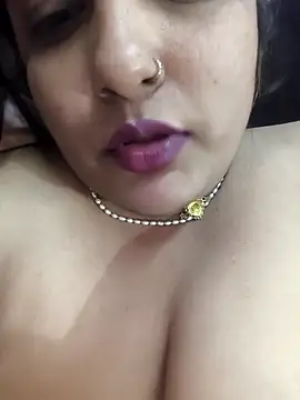 Snapshot of MohiniBhabhi chatting on December 15, 2025, 10:32 am MohiniBhabhi online show from December 15, 2025, 10:32 am