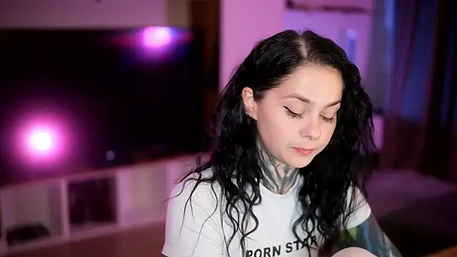 Snapshot of AcidPie chatting on September 25, 2025, 4:18 am AcidPie online show from September 25, 2025, 4:18 am