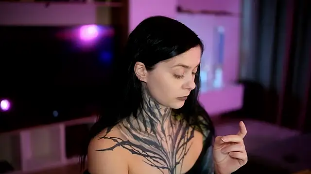 Snapshot of AcidPie chatting on October 17, 2025, 6:53 pm AcidPie online show from October 17, 2025, 6:53 pm