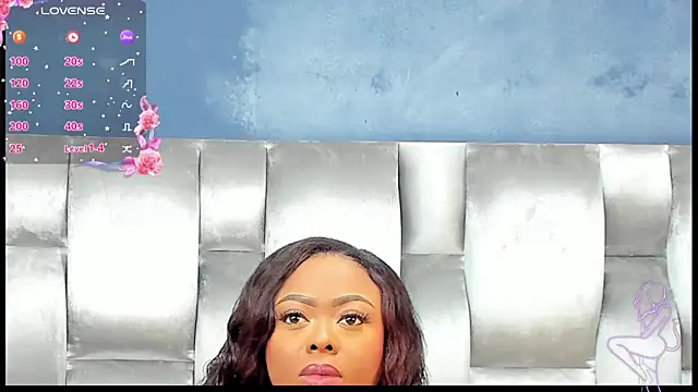 Snapshot of CamilaBenitez chatting on October 21, 2025, 1:54 pm CamilaBenitez online show from October 21, 2025, 1:54 pm