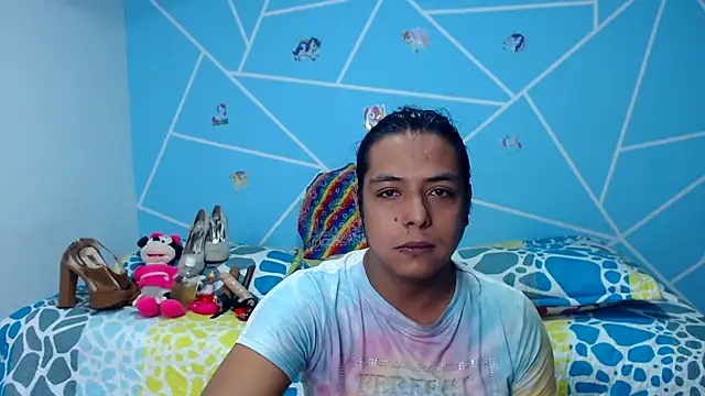 Snapshot of EmilyTsSweet chatting on October 25, 2025, 12:39 pm EmilyTsSweet online show from October 25, 2025, 12:39 pm