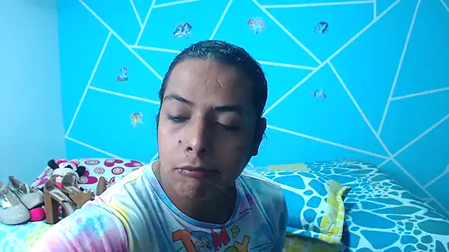 Snapshot of EmilyTsSweet chatting on October 23, 2025, 1:10 pm EmilyTsSweet online show from October 23, 2025, 1:10 pm