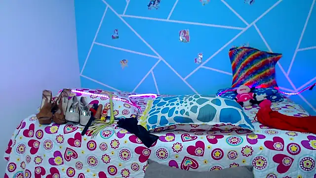 Snapshot of EmilyTsSweet chatting on October 31, 2025, 2:24 pm EmilyTsSweet online show from October 31, 2025, 2:24 pm