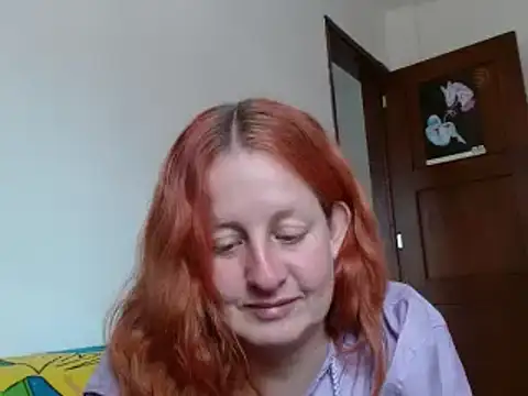 Snapshot of ViioletaMora chatting on October 9, 2025, 6:08 pm ViioletaMora online show from October 9, 2025, 6:08 pm