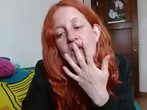 Snapshot of ViioletaMora chatting on September 20, 2025, 8:03 pm ViioletaMora online show from September 20, 2025, 8:03 pm